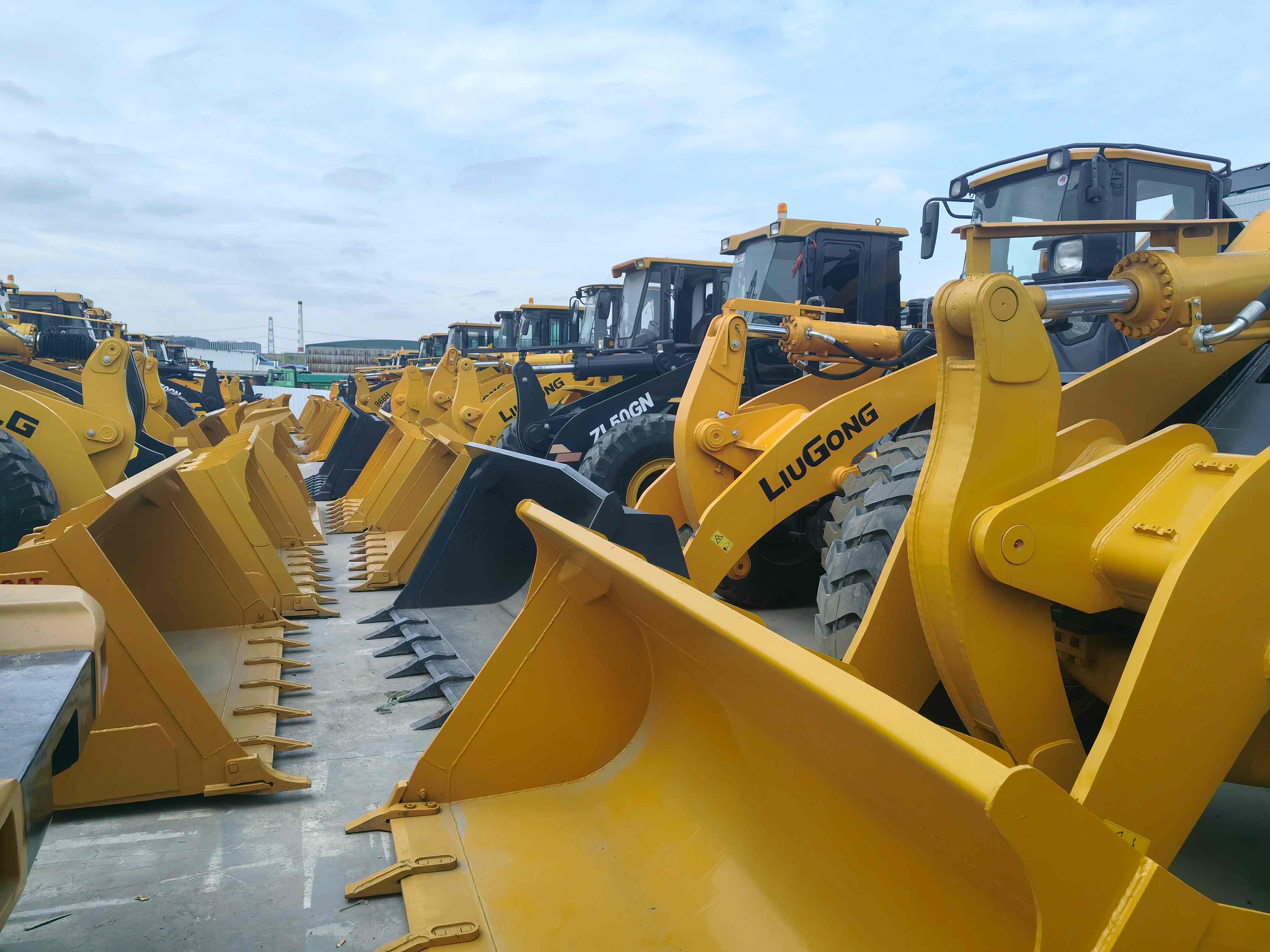 Top Second Hand Excavators That Deliver Exceptional Value for Your Construction Projects