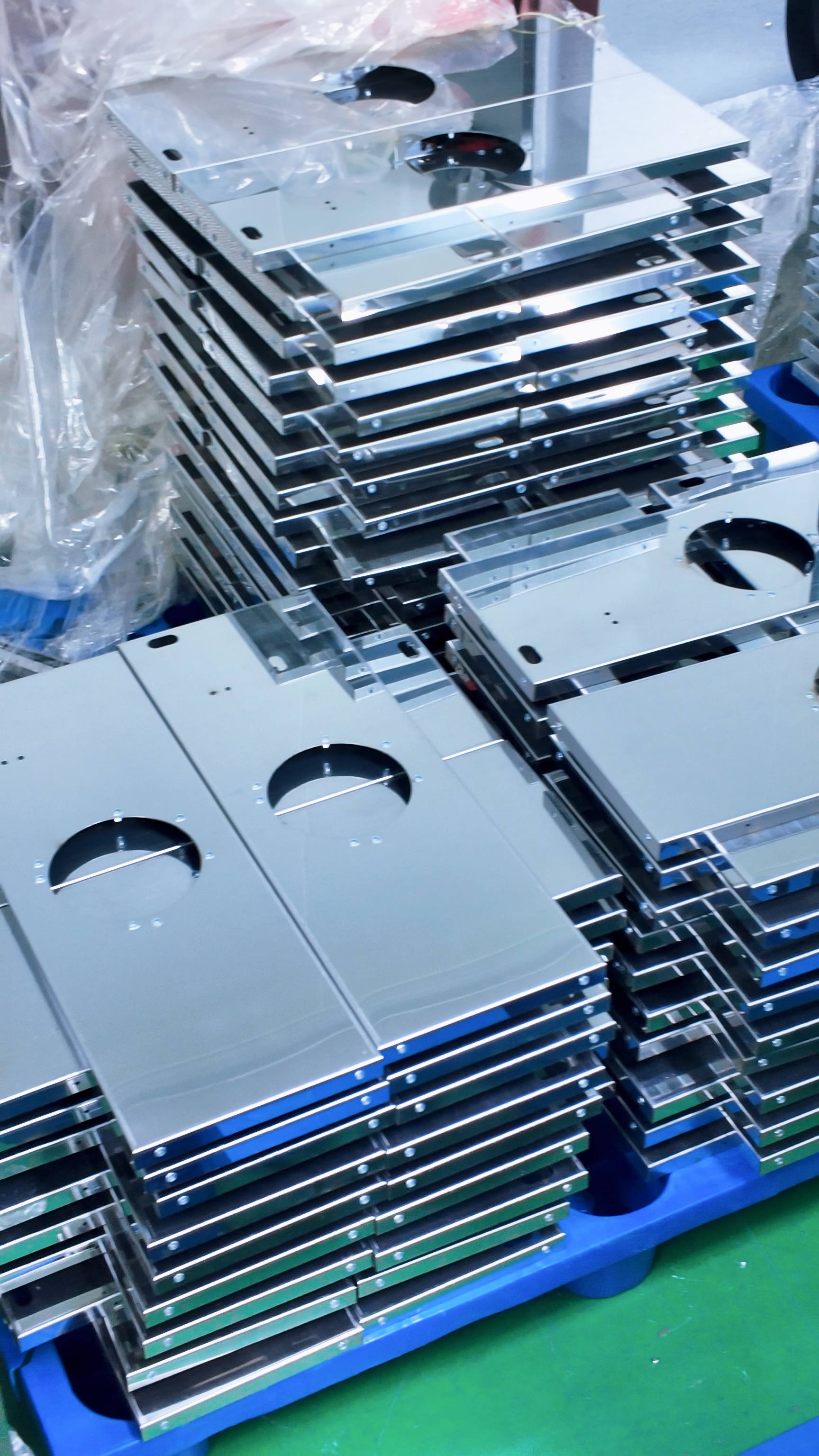 China Cleanroom Equipment: Key Considerations for Modern High-Tech Facilities
