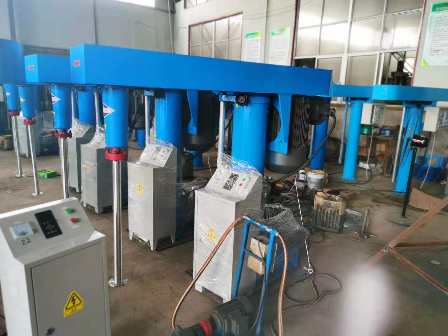 Stirring Dissolving and Dispersing Mixer for Mixing Liquid and Powder Solid